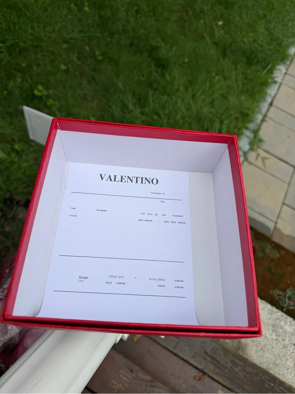 Valentino White Leather Belt with Gold VLogo Buckle